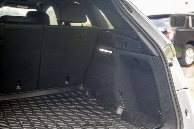 Used 2018 Audi SQ5 Prestige AWD/4WD image 85