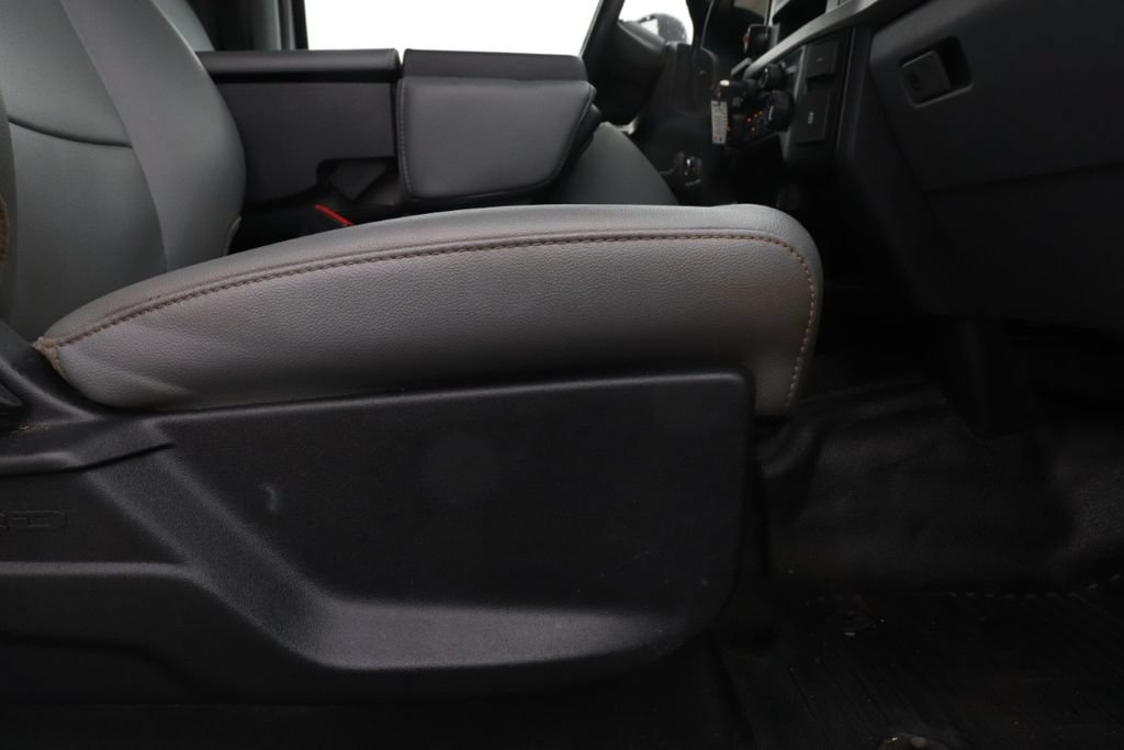 Used 2024 Ford F550 4x4 Crew Cab Super Duty image 45