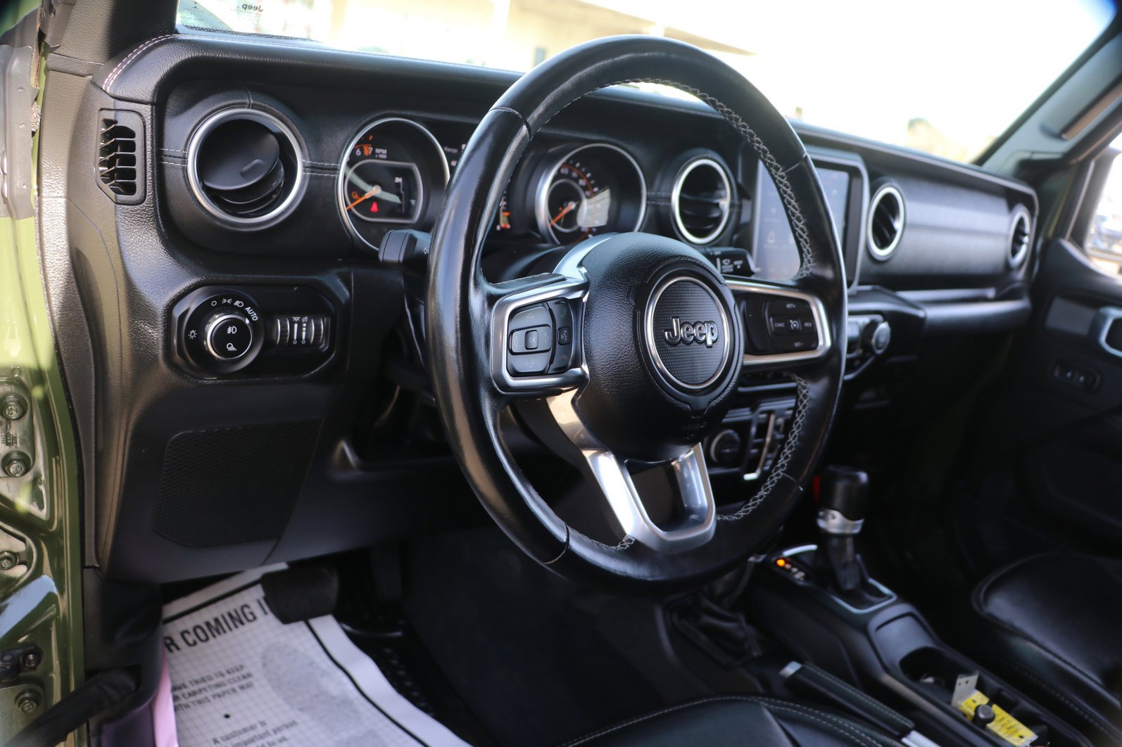 Used 2022 Jeep Gladiator Overland w/ Popular Equipment Package image 15