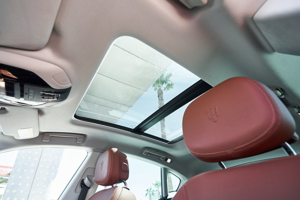 Used 2022 Maserati Levante GT image 29