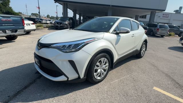 Used 2020 Toyota C-HR LE FWD image 4