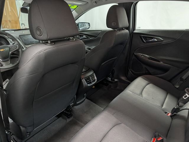 Used 2024 Chevrolet Malibu LT w/ Midnight Edition FWD image 12