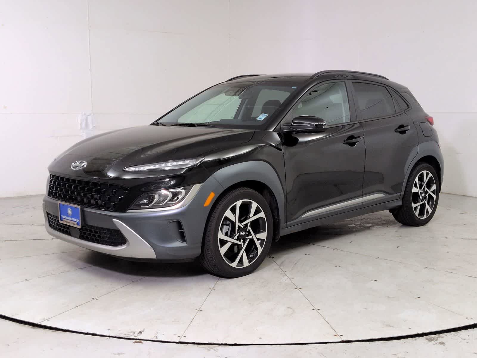Used 2022 Hyundai Kona Limited w/ Cargo Package video 1
