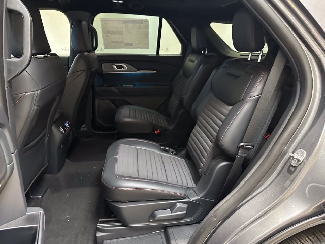 New 2027 Ford Explorer ST-Line w/ Premium Package AWD/4WD image 21