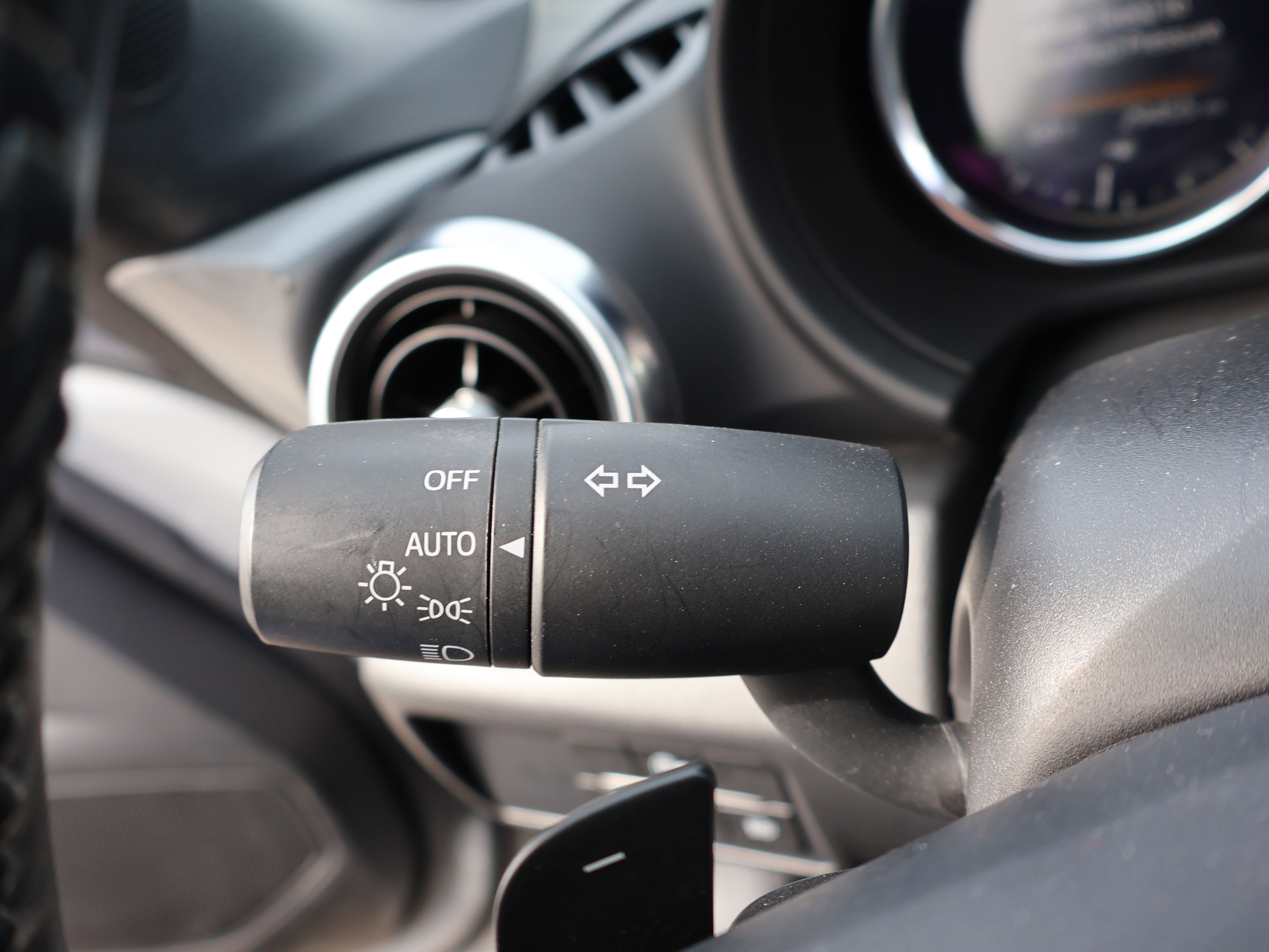 Used 2024 MAZDA MX-5 Miata RF Grand Touring image 32