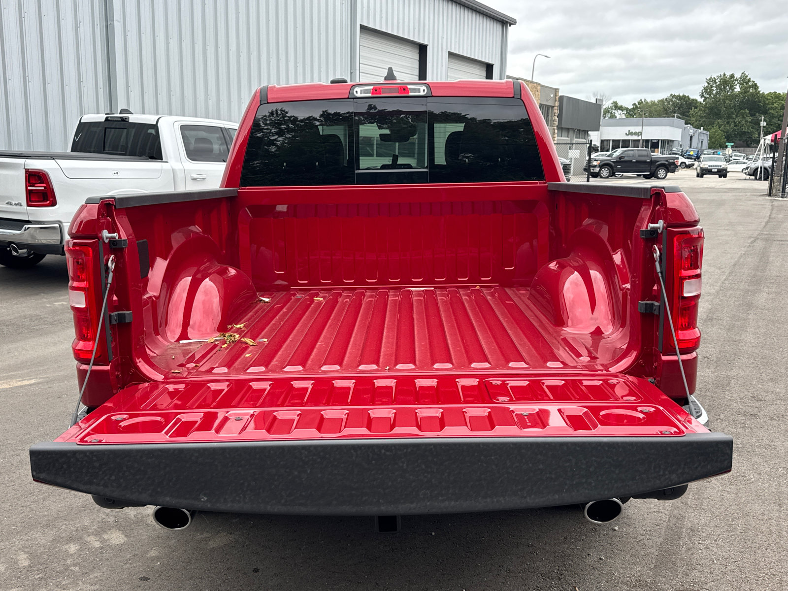 New 2026 RAM 1500 Laramie w/ Advanced Safety Group II AWD/4WD image 19