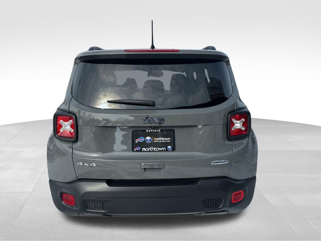 Used 2022 Jeep Renegade Latitude w/ Convenience Group image 5