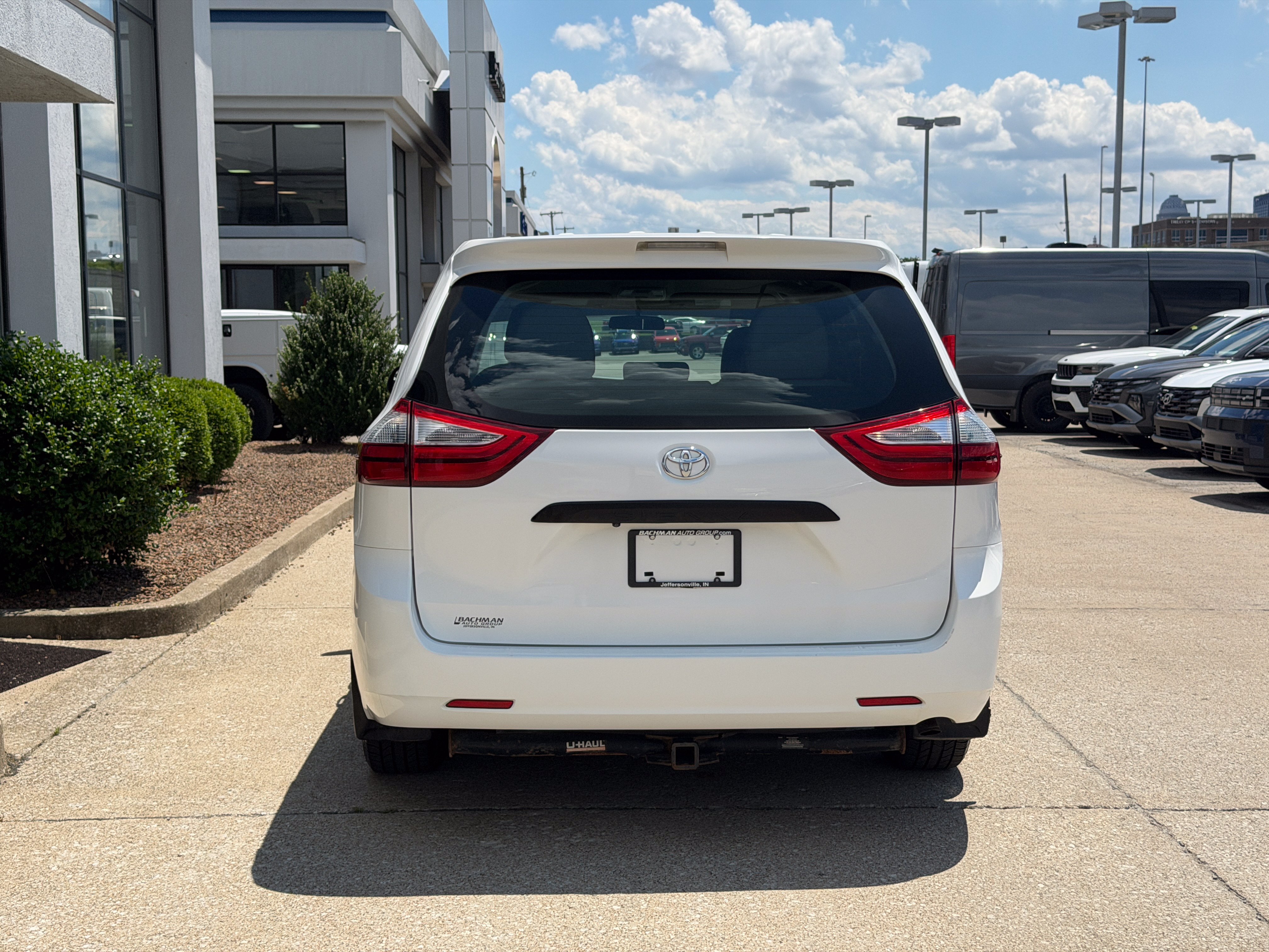 Used 2017 Toyota Sienna L FWD image 6