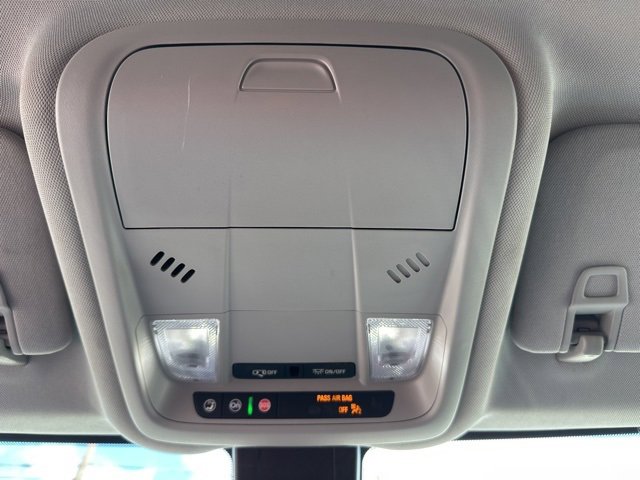 Used 2024 Chevrolet Equinox LT image 40