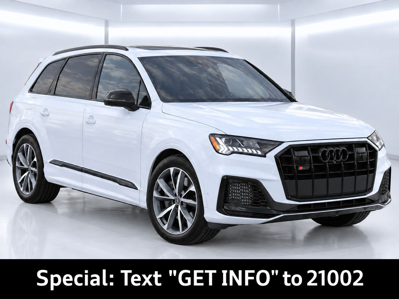 Used 2023 Audi SQ7 Premium Plus AWD/4WD image 2