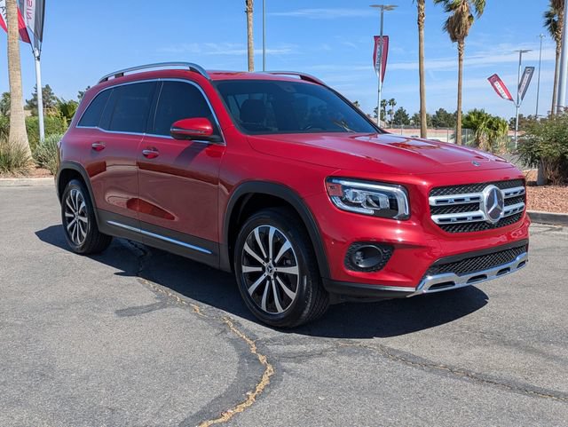 Used 2022 Mercedes-Benz GLB 250 4MATIC image 5