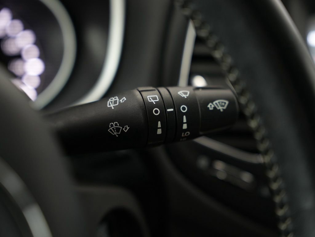 Used 2018 Jeep Compass Latitude w/ Popular Equipment Group image 15