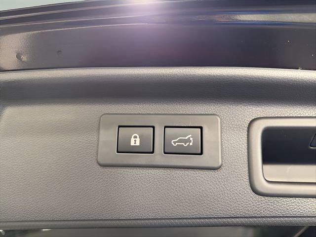 Used 2023 Subaru Forester Sport image 41