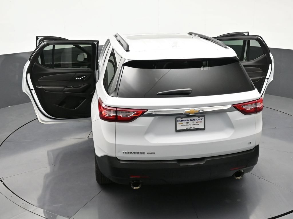 Certified 2020 Chevrolet Traverse LT w/ LT Premium Package AWD/4WD image 36