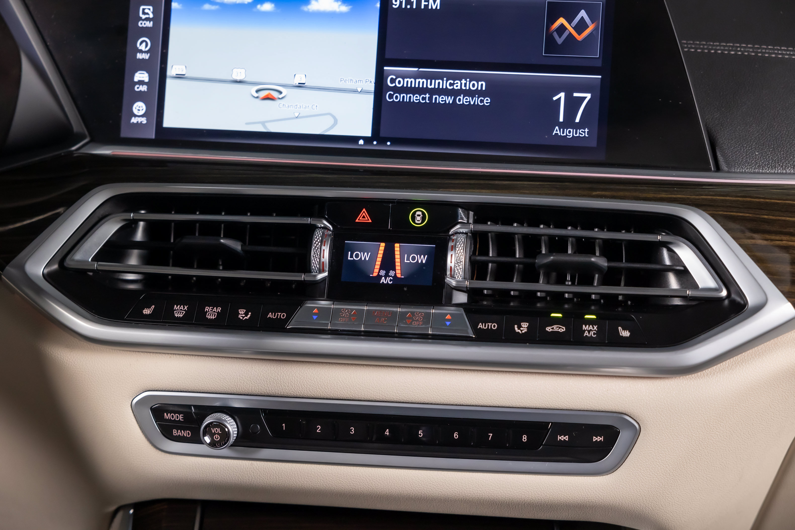 Used 2020 BMW X5 xDrive40i w/ M Sport Package AWD/4WD image 28