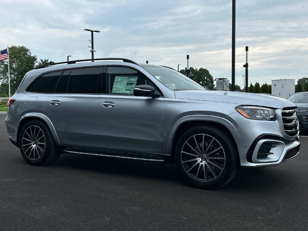 New 2026 Mercedes-Benz GLS 450 4MATIC image 2