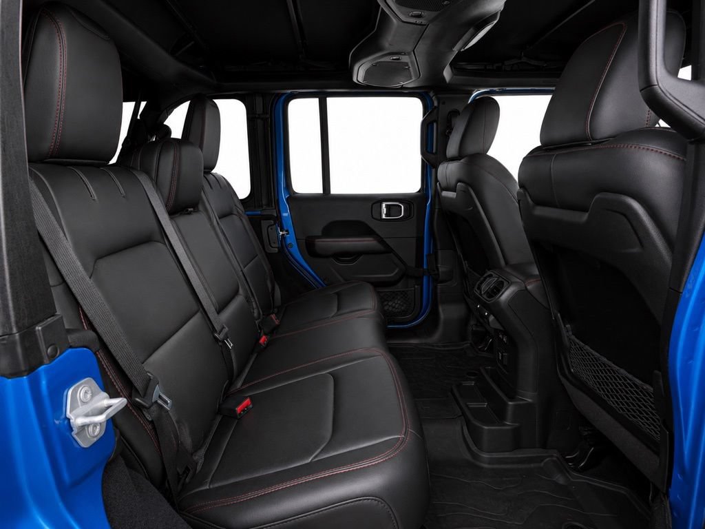 Used 2024 Jeep Wrangler Unlimited Rubicon AWD/4WD image 29