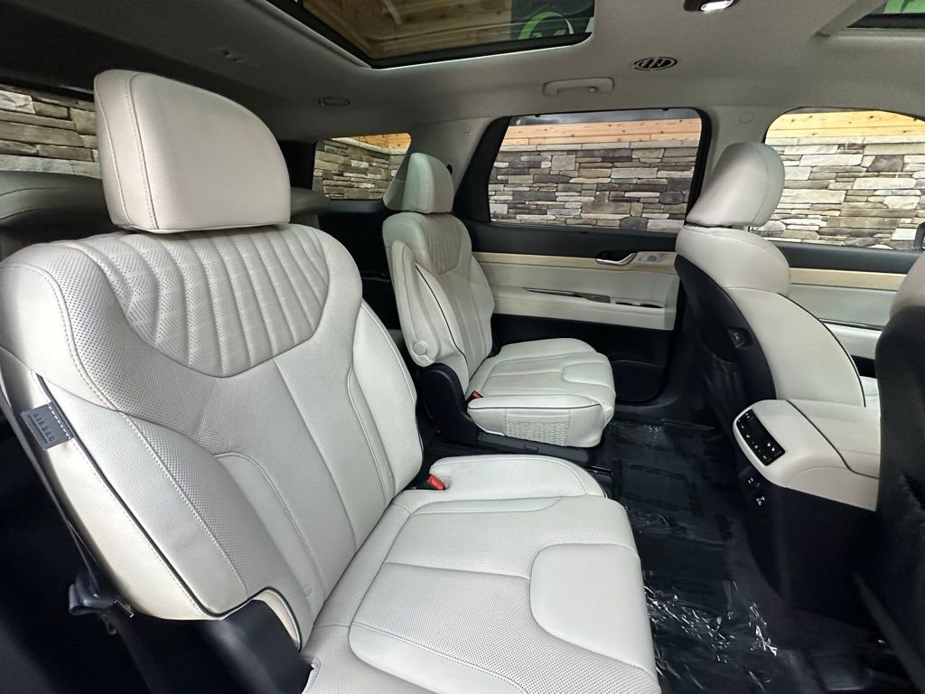Certified 2023 Hyundai Palisade Limited image 33