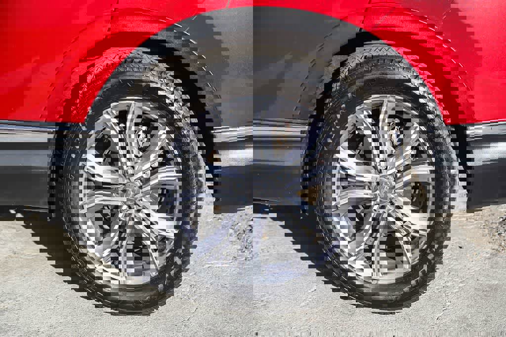 Used 2021 Honda CR-V Touring image 10