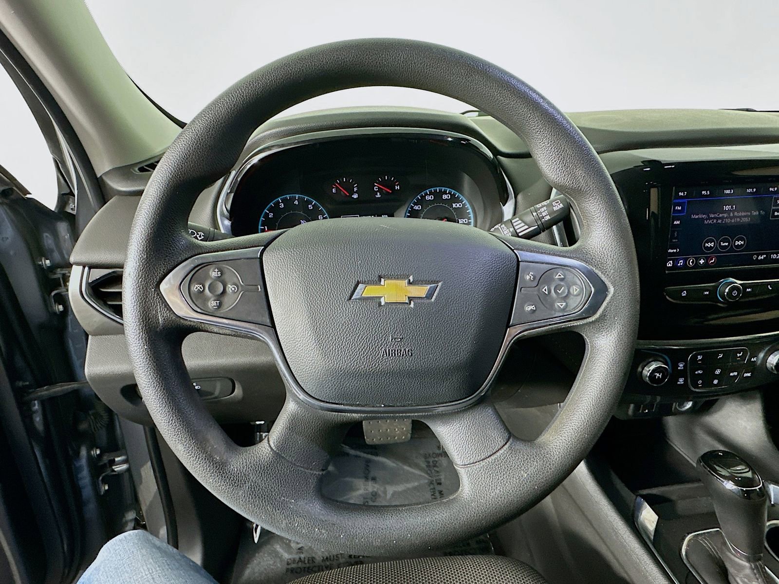 Used 2020 Chevrolet Traverse LS image 11