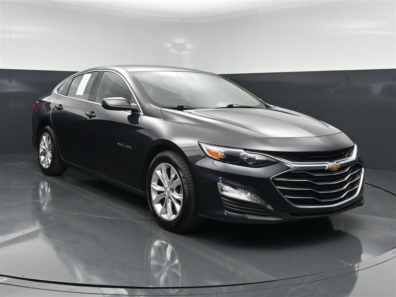 Used 2023 Chevrolet Malibu LT FWD image 3