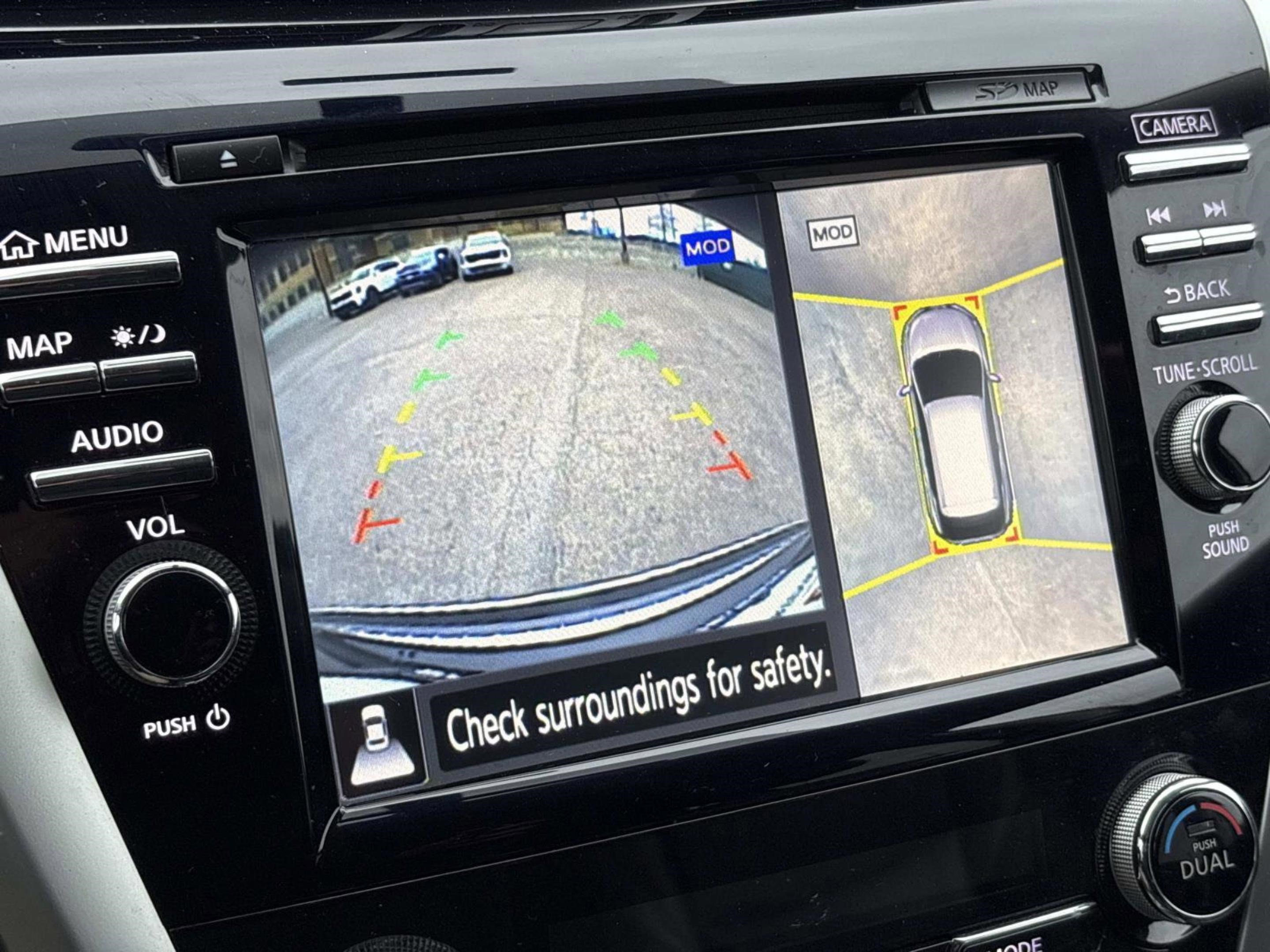 Used 2018 Nissan Murano SL w/ Moonroof Package image 32