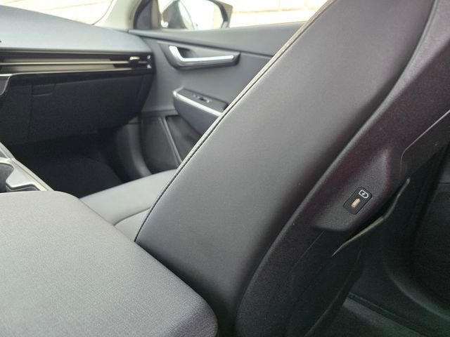 Used 2024 Kia EV6 Light image 30