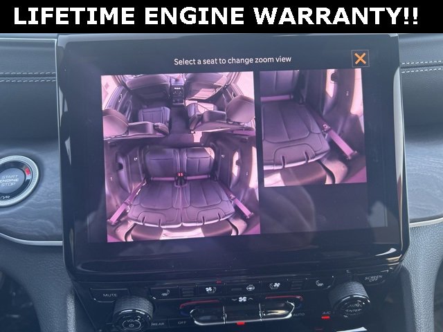 New 2025 Jeep Grand Cherokee L Limited w/ Luxury Tech Group II image 35