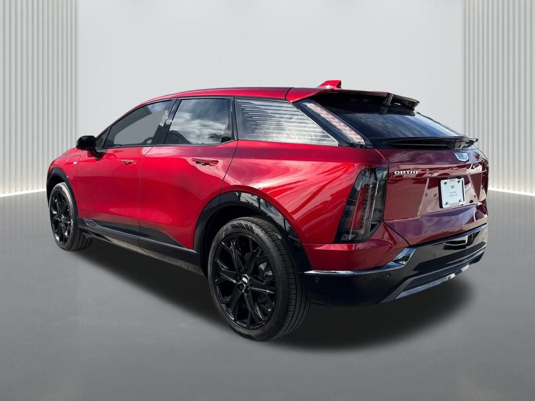 New 2025 Cadillac Optiq Sport 1 w/ LPO, ONYX Package image 7
