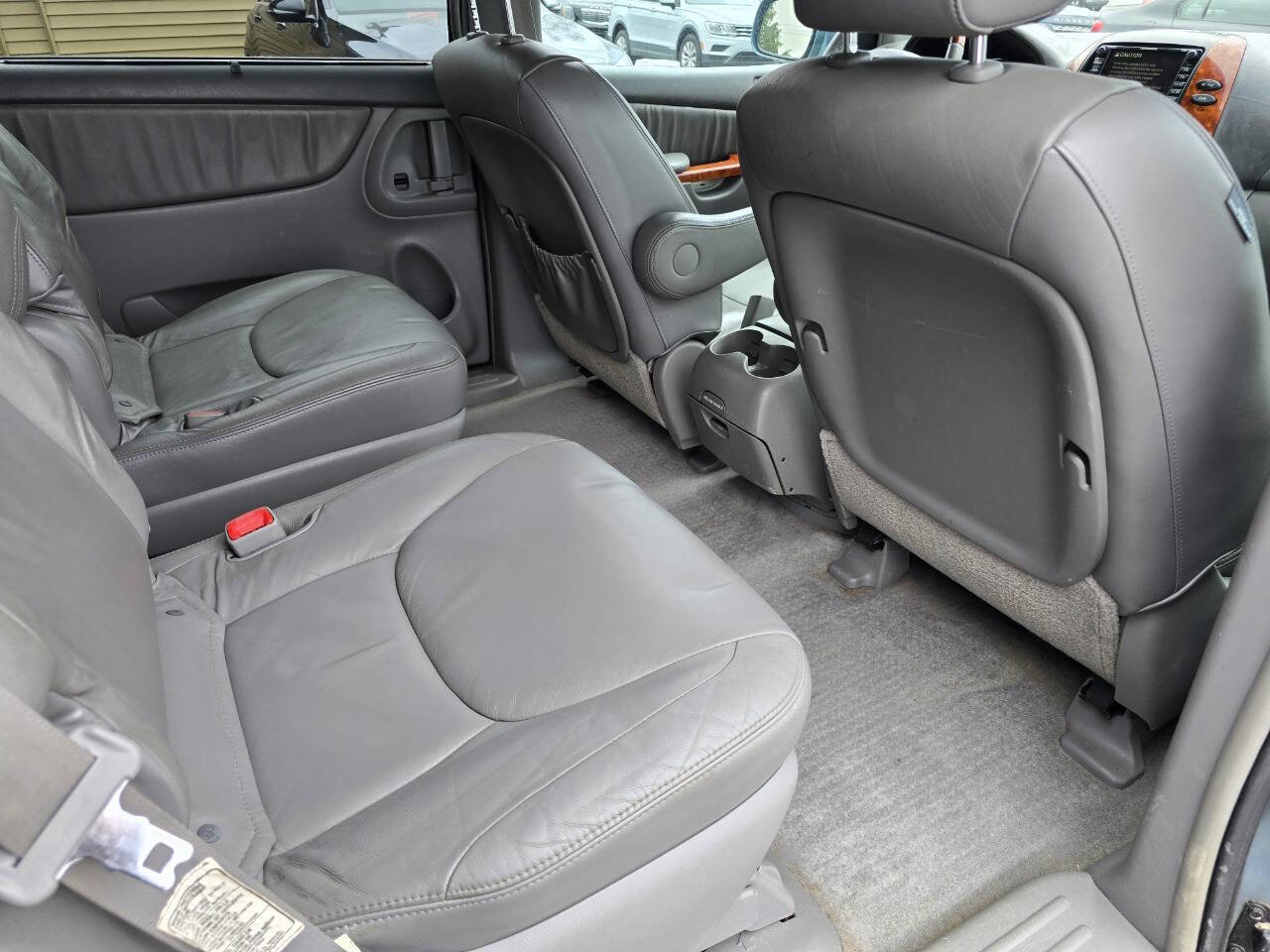 Used 2006 Toyota Sienna XLE Limited AWD/4WD image 31
