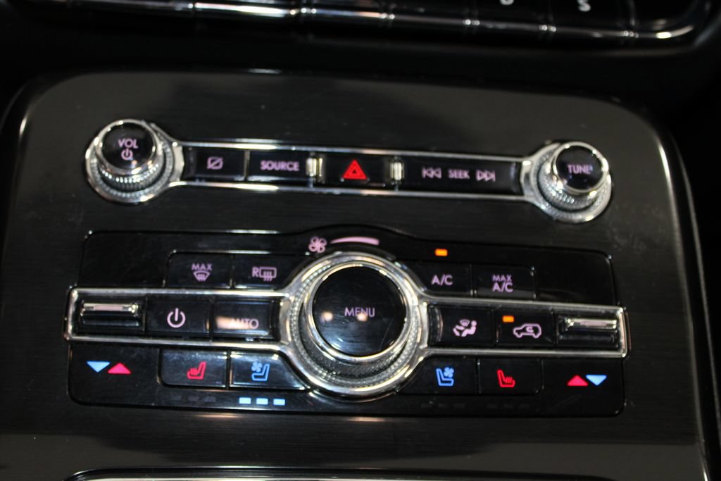 Used 2022 Lincoln Nautilus Reserve AWD/4WD image 45