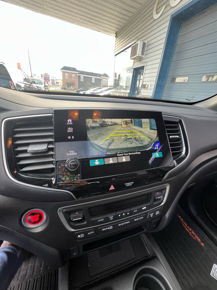 Used 2022 Honda Pilot TrailSport image 33