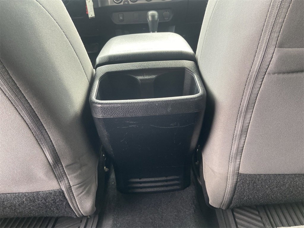 Used 2019 Toyota Tacoma SR w/ SR Convenience Package image 20