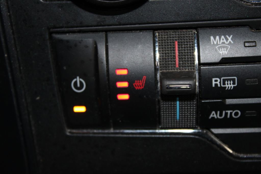 Used 2019 Ford Explorer XLT w/ Equipment Group 202A image 46