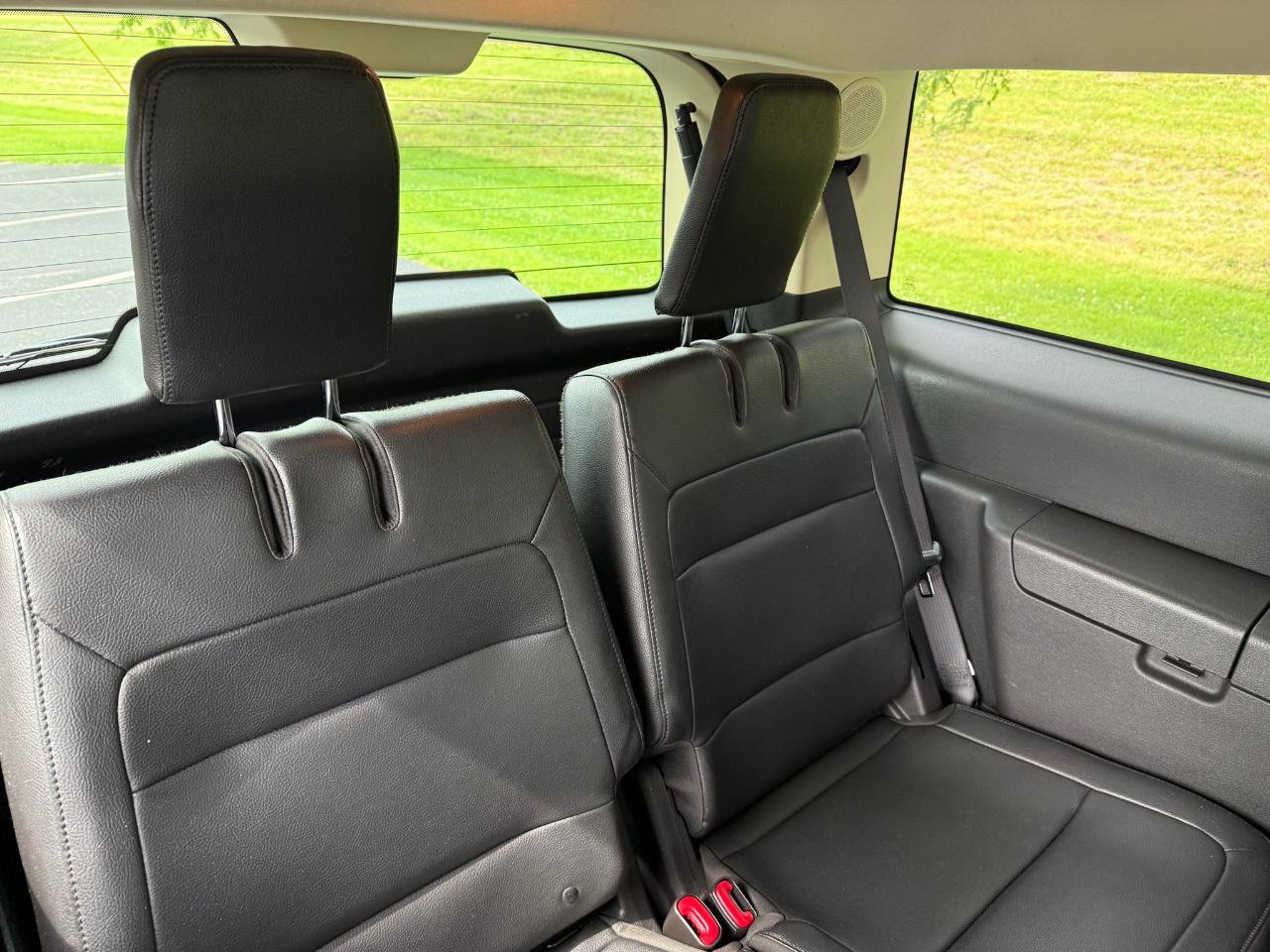 Used 2014 Ford Flex Limited FWD image 22