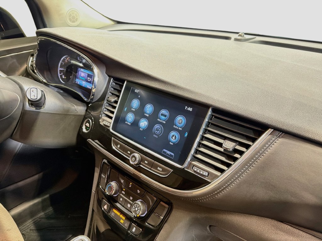 Used 2020 Buick Encore Preferred FWD image 24