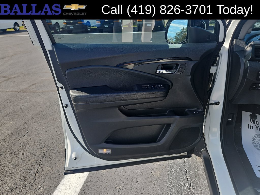 Used 2020 Honda Pilot Touring image 14