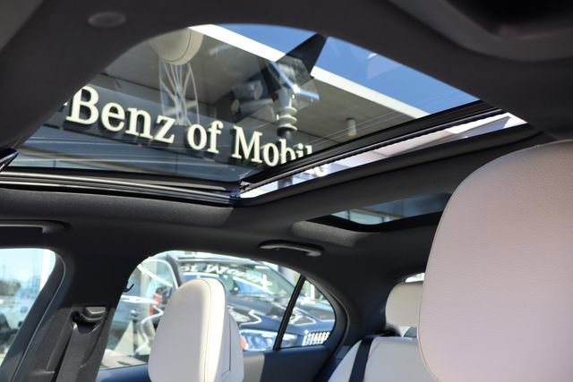 Used 2025 Mercedes-Benz C 300 Sedan image 7