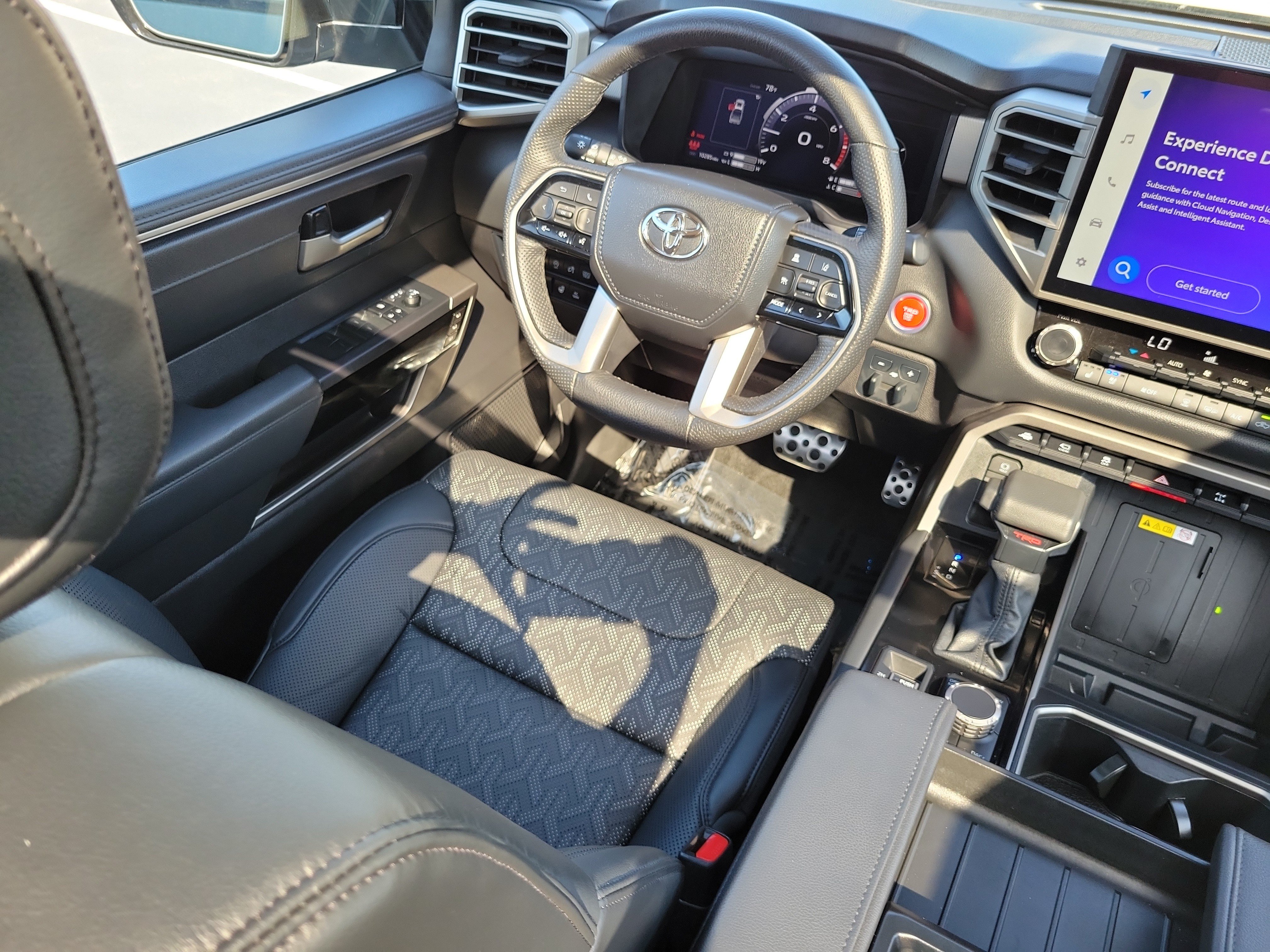 Used 2024 Toyota Tundra Limited w/ TRD Off-Road Package AWD/4WD image 17