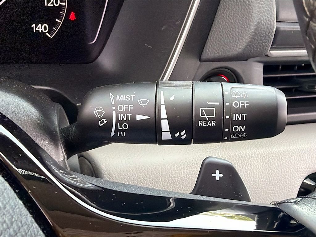 Used 2023 Honda Pilot Touring image 23