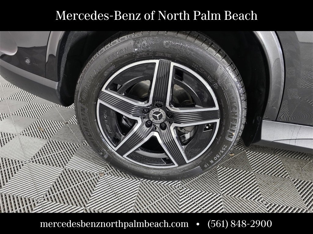 Certified 2024 Mercedes-Benz GLC 300 image 18