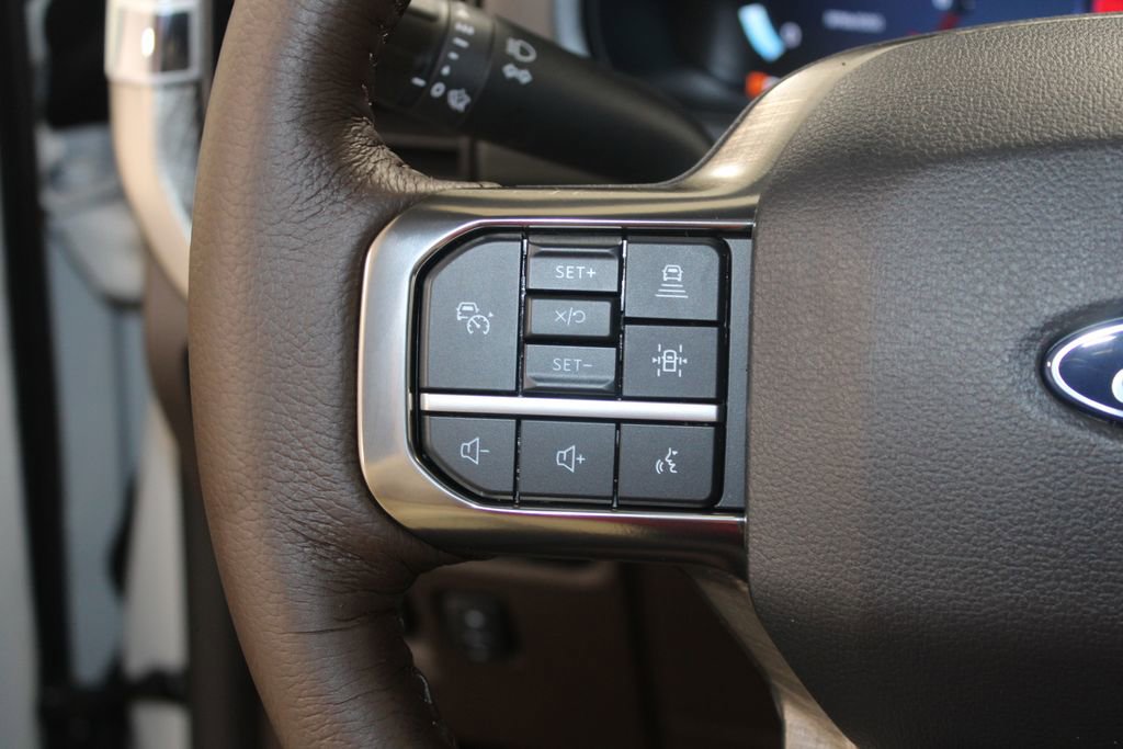 New 2025 Ford F150 King Ranch w/ FX4 Off-Road Package image 38