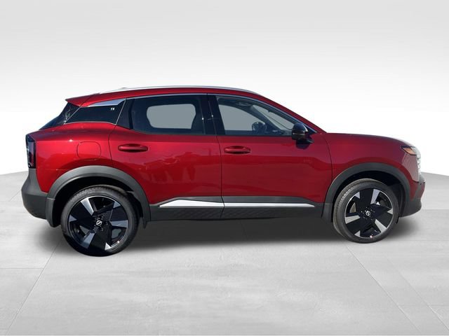 New 2026 Nissan Kicks SR FWD image 2