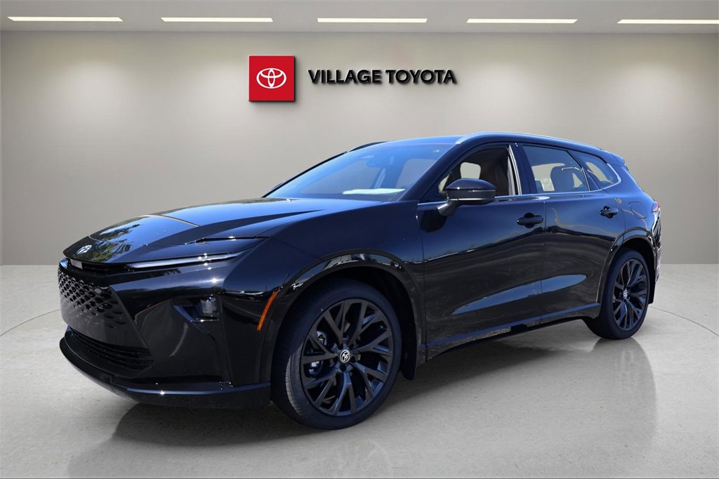 New 2025 Toyota Crown Signia image 1