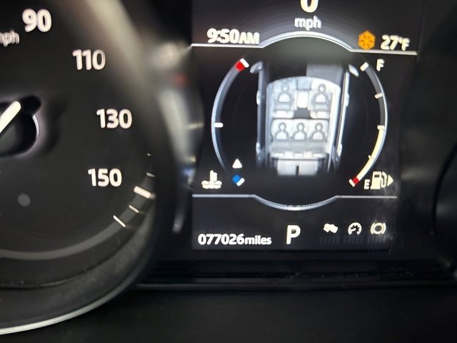 Used 2018 Land Rover Discovery Sport HSE image 12