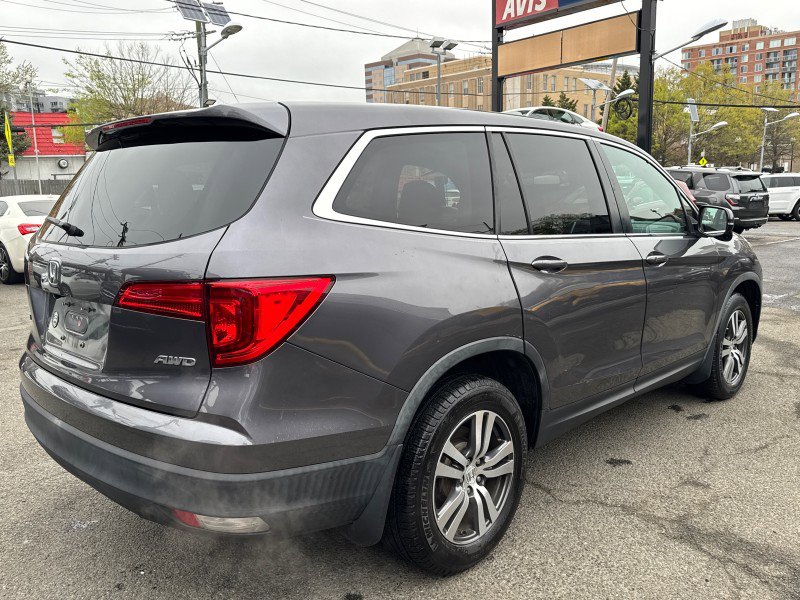 Used 2017 Honda Pilot EX-L image 4