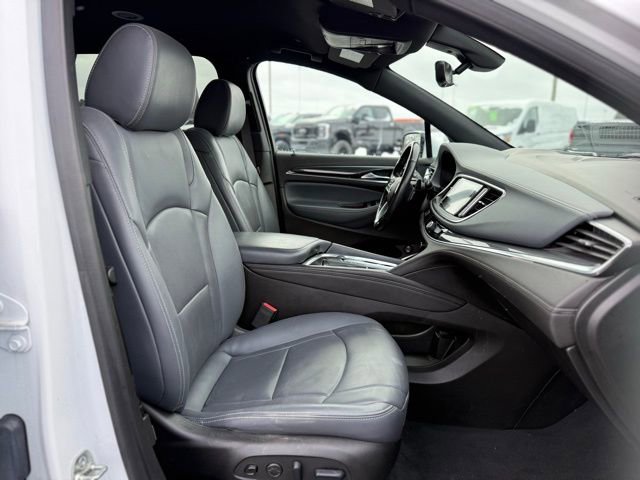 Used 2024 Buick Enclave Premium image 16