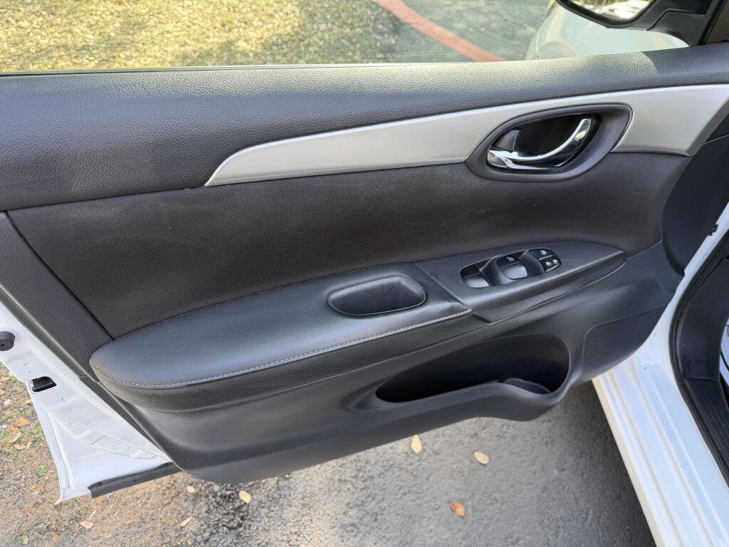 Used 2018 Nissan Sentra S image 10