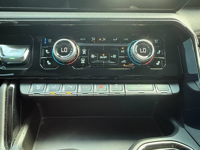 Used 2024 GMC Sierra 2500 AT4 w/ AT4 Premium Plus Package AWD/4WD image 4