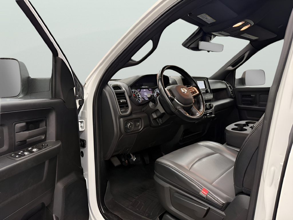 Used 2022 RAM 2500 Tradesman w/ Safety Group AWD/4WD image 11